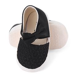 Cute Walk by Babyhug Slip On Booties With Bow Applique - Pink