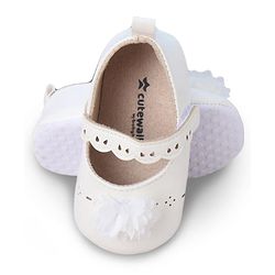 Cute Walk by Babyhug Booties with Velcro Closure & Floral Applique - White