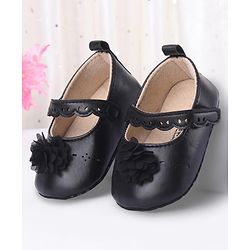 Cute Walk by Babyhug Booties with Velcro Closure & Floral Applique - White