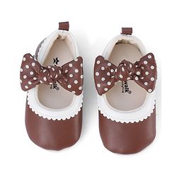 Cute Walk by Babyhug Booties with Velcro Closure & Bow Applique - Black