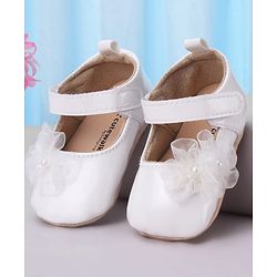 Cute Walk by Babyhug Booties with Velcro Closure & Floral Applique - White
