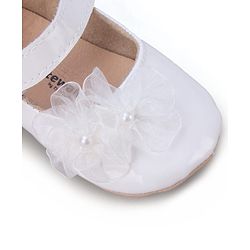 Cute Walk by Babyhug Booties with Velcro Closure & Floral Applique - White