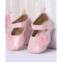 Cute Walk by Babyhug Booties with Velcro Closure & Floral Applique - White