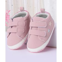 Cute Walk by Babyhug Booties with Velcro Closure - Pink