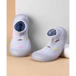 Cute Walk by Babyhug Slip On Sock Shoes with Triangle Design - Purple