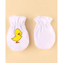 Babyhug 100% Cotton Knit Baby Gift Set With Duck Print - White