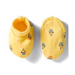 Babyhug 100% Cotton Interlock Knit Cap Mittens & Booties Set With Nautical Print Yellow - Diameter 10 cm