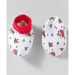 Babyhug 100% Cotton Knit Cap Mittens & Booties With Floral Print White - Diameter 10 cm