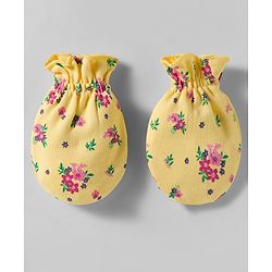 Babyhug 100% Cotton Interlock Knit Cap Mittens & Booties Set With Floral Print Yellow - Diameter 12 cm