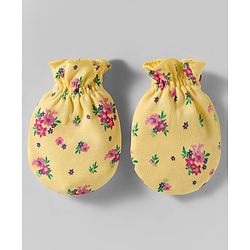 Babyhug 100% Cotton Interlock Knit Cap Mittens & Booties Set With Floral Print Yellow - Diameter 12 cm