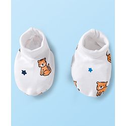 Babyhug 100% Cotton Knit Cap Mittens & Booties Set with Tiger Print White - Diameter 16 cm