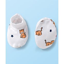 Babyhug 100% Cotton Knit Cap Mittens & Booties Set with Tiger Print White - Diameter 16 cm