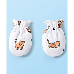 Babyhug 100% Cotton Knit Cap Mittens & Booties Set with Tiger Print White - Diameter 16 cm