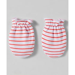 Babyhug 100% Cotton Interlock Knit Mittens & Booties Set With Vehicle Print - Red