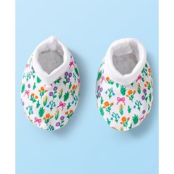 Babyhug 100% Cotton Knit Mittens & Booties With Floral Print - White