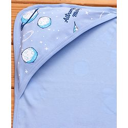 Babyhug Disney Interlock Knit Hooded Towel with Mickey & Friends Print L 76 x B 76 cm Pack Of 2 - White & Lavender