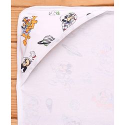 Babyhug Disney Interlock Knit Hooded Towel with Mickey & Friends Print L 76 x B 76 cm Pack Of 2 - White & Lavender