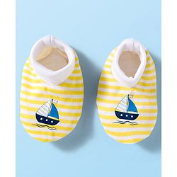 Babyhug 100% Cotton Knit Mittens and Bootie Set with Stripes & Boat Print - White & Yellow