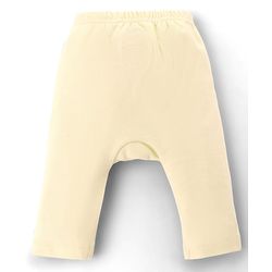 Babyhug Disney Cotton Baby Clothing Gift Set With Winnie the Pooh Graphic - Yellow