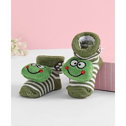 Cute Walk by Babyhug Socks with Applique - Green