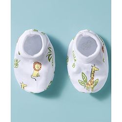 Babyhug 100% Cotton Interlock Knit Cap Mittens & Booties Set With Animal Print White - Diameter 17.5 cm