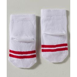 Cute Walk by Babyhug Disney Knit Ankle Length Antibacterial Socks with Winnie the Pooh Graphic Pack of 3 - White Yellow & Grey