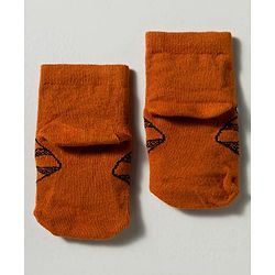 Cute Walk by Babyhug Disney Knit Ankle Length Antibacterial Socks with Winnie the Pooh Graphic Pack of 3 - Blue Yellow & Red