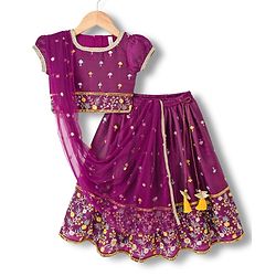 Babyhug Glass Woven Half Puffed Sleeves Floral & Sequin Embroidered Choli Lehenga Set with Dupatta - Wine