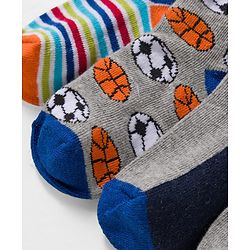Cute Walk by Babyhug Knit Ankle Length Anti Bacterial Socks with Stripes & Football Design Pack of 5- Grey & White