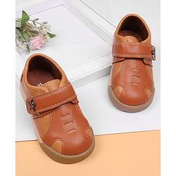 Cute Walk by Babyhug Velcro Closure Solid Oxford Shoes - Tan