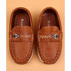 Cute Walk by Babyhug Slip On Solid Loafers - Tan