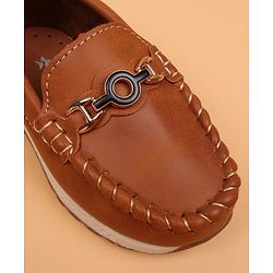 Cute Walk by Babyhug Slip On Solid Loafers - Beige