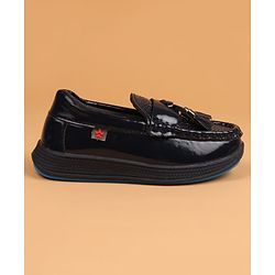 Cute Walk by Babyhug Slip On Oxford Shoes With Applique - Black