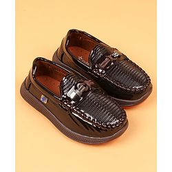 Cute Walk by Babyhug Slip On Solid Oxford Shoes - Brown