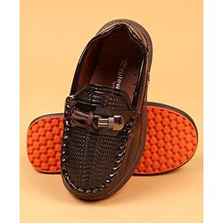 Cute Walk by Babyhug Slip On Solid Oxford Shoes - Brown