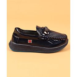 Cute Walk by Babyhug Slip On Solid Oxford Shoes - Brown