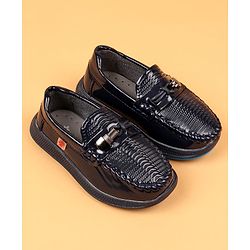 Cute Walk by Babyhug Slip On Solid Oxford Shoes - Brown