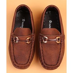 Cute Walk by Babyhug Slip On Solid Loafers - Brown