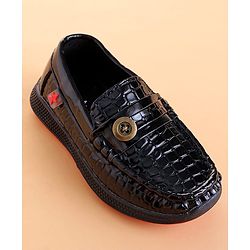 Cute Walk by Babyhug Loafer With Textured Design & Button Applique - Black