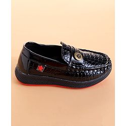 Cute Walk by Babyhug Loafer With Textured Design & Button Applique - Black
