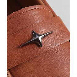 Cute Walk by Babyhug Solid Color Loafers with 3D Applique - Brown