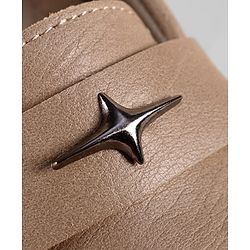 Cute Walk by Babyhug Solid Color Loafers with 3D Applique - Brown