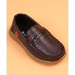 Cute Walk by Babyhug Slip On Solid Loafers - Brown
