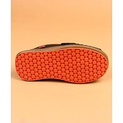 Cute Walk by Babyhug Slip On Solid Loafers - Brown
