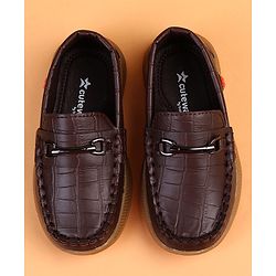 Cute Walk by Babyhug Slip On Solid Loafers - Brown