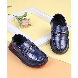 Cute Walk by Babyhug Slip On Solid Loafers - Brown