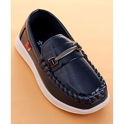 Cute Walk by Babyhug Solid Color Loafers with 3D Applique - Brown