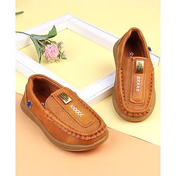 Cute Walk by Babyhug Slip On Solid Loafers - Brown