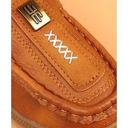Cute Walk by Babyhug Slip On Solid Loafers - Brown