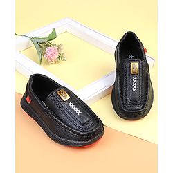 Cute Walk by Babyhug Slip On Solid Loafers - Brown